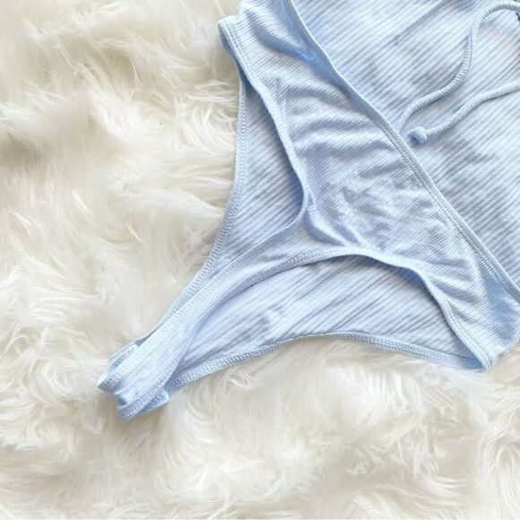 Long Sleeve Open Back Ribbed Bodysuit - Picture 4 of 5